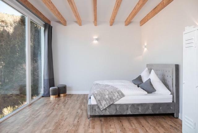 Ferienwohnung Otto-Dill-Halle Elmstein Esterno foto